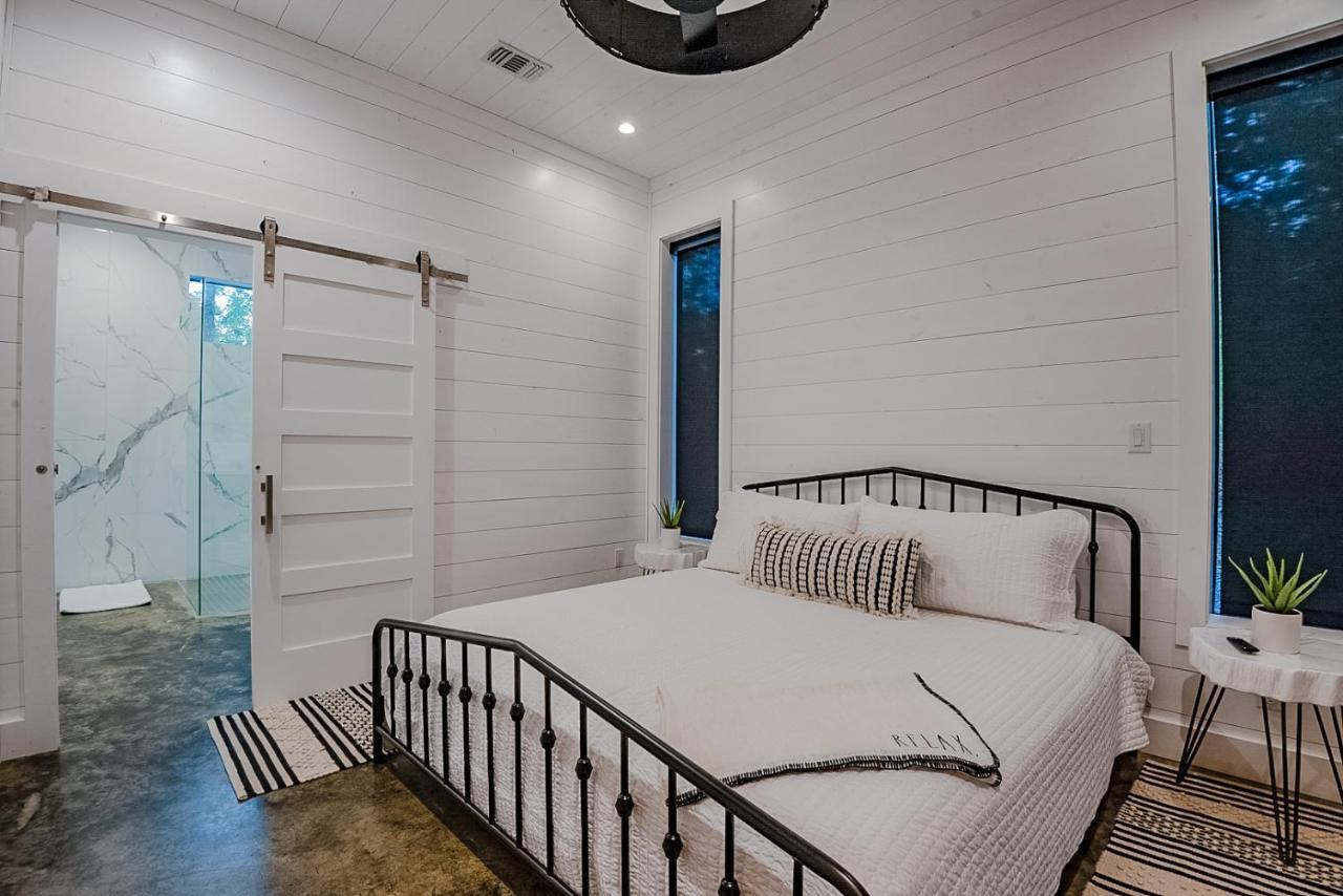 "The Barndo" 4Br Luxury Cabin, Hot Tub, Fire Pit, Bunks, Arcades, Playhouse! بروكن بو المظهر الخارجي الصورة
